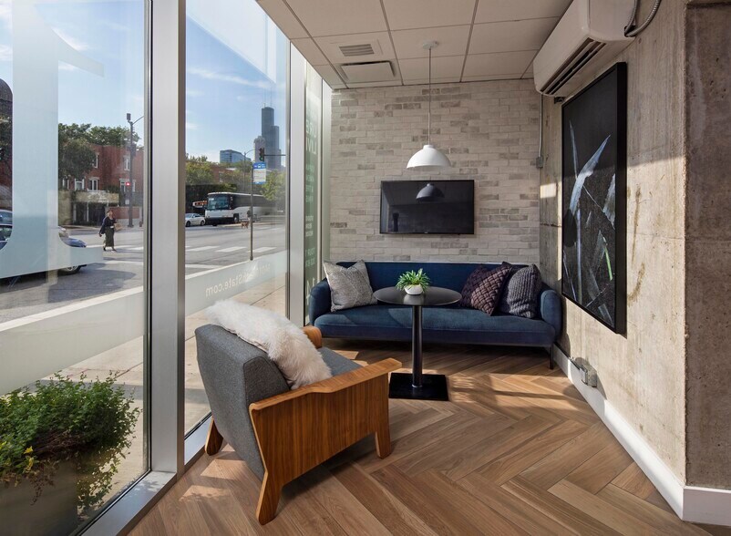 More Photos Of 1401 S State St, Chicago Apartments For Lease