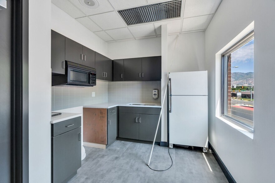 More Photos Of 3625 Harrison Blvd, Ogden Showroom For Lease