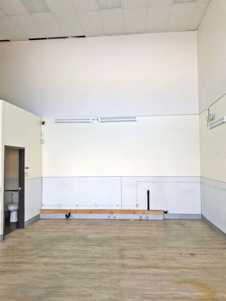 More Photos Of 1101-1109 University Ave, Berkeley Storefront Retail Office For Lease
