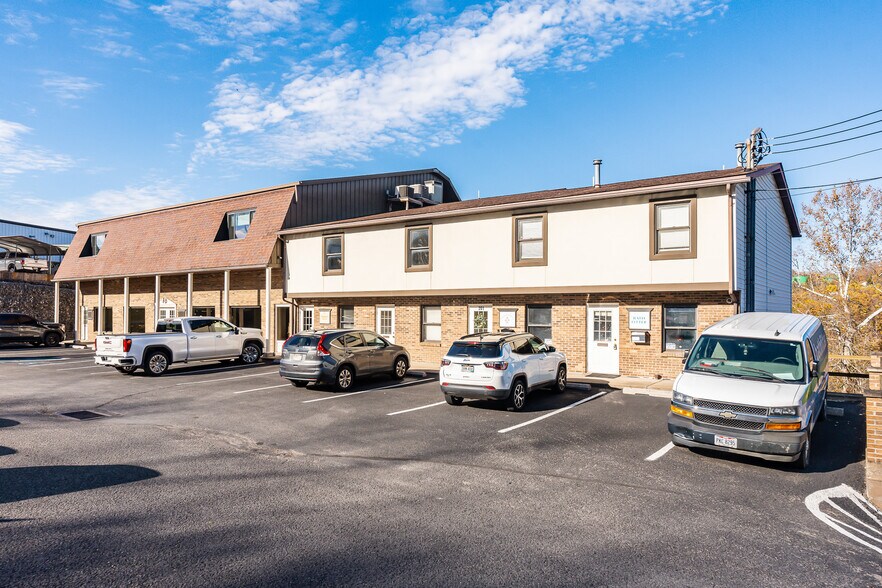 More Photos Of 193 Greenbag Rd, Morgantown Freestanding For Sale