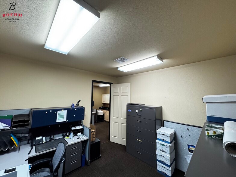 More Photos Of 113 Falls Ct, Boerne Medical For Lease