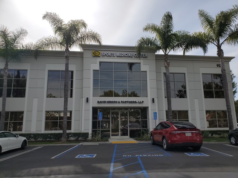 More Photos Of 1122 Bristol St, Costa Mesa Medical For Lease