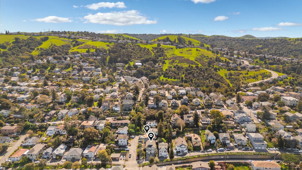 More Photos Of 503 Winslow St, Crockett Apartments For Sale