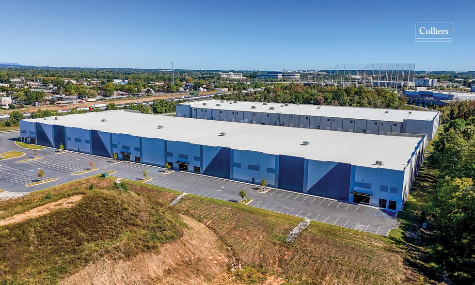 More Photos Of 335 Tanner Price Way, Greenville Warehouse For Lease