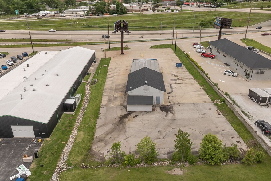 More Photos Of 4516 S St Peters Pky, Saint Charles Auto Dealership For Sale