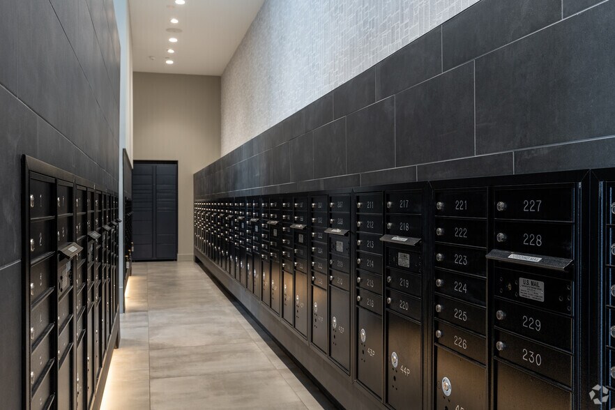 More Photos Of 505 Chatham Ave, Orlando Apartments For Lease