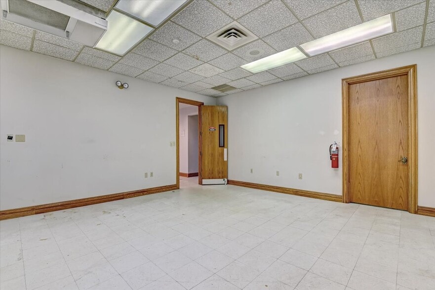 More Photos Of 1337 N Main Ave, Scranton Medical For Lease