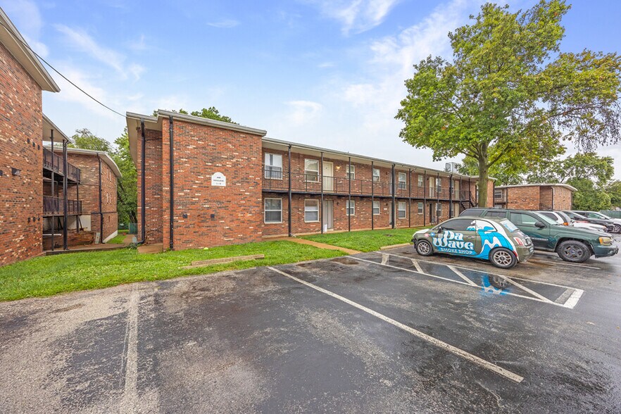 More Photos Of 4127 Geraldine Ave, Saint Ann Apartments For Sale