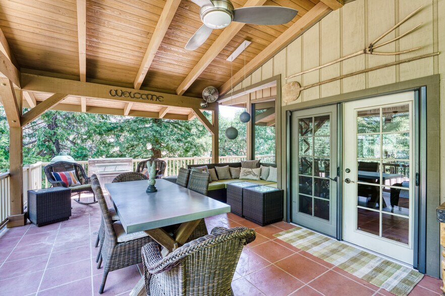 More Photos Of 880 Deer Park Rd, Saint Helena Apartments For Sale