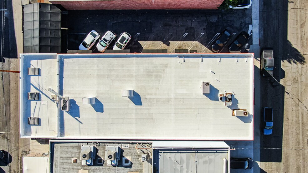 More Photos Of 120 Penn St, El Segundo Warehouse For Lease