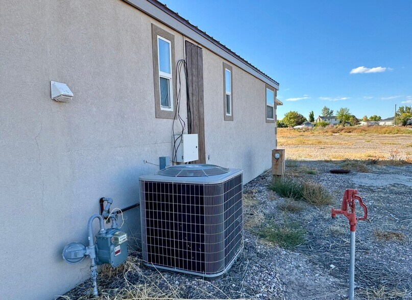 More Photos Of 259 N US-6, Delta Office For Sale