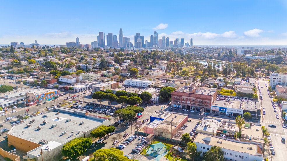 More Photos Of 1701 W Sunset Blvd, Los Angeles Storefront For Lease