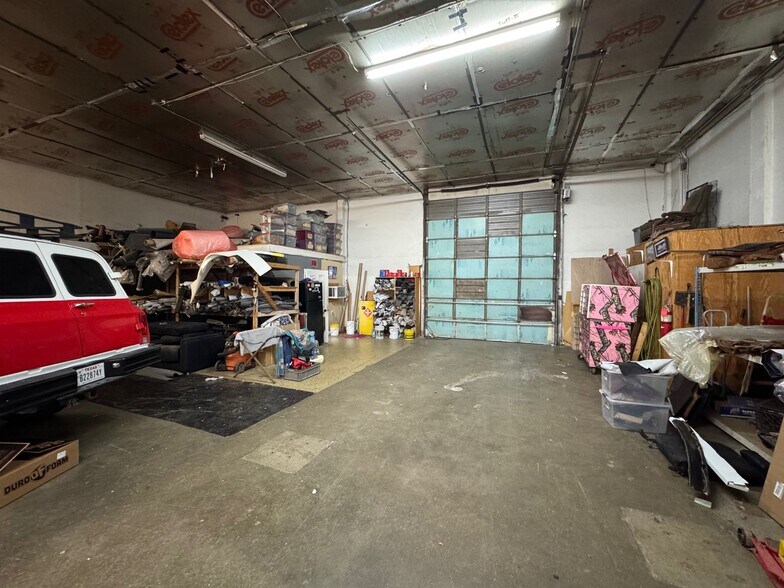 More Photos Of 105 N Chestnut St, Belton Unknown For Lease