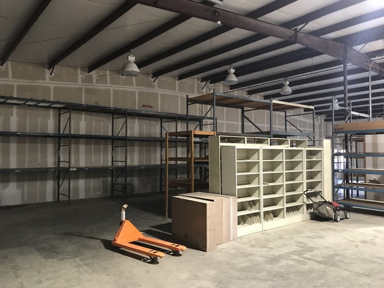 More Photos Of 2081 Alton Rd, Birmingham Warehouse For Lease