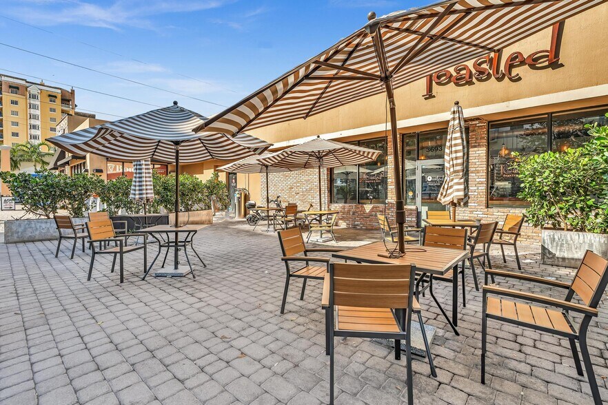 More Photos Of 3693 SW 22nd Ter, Miami General Retail For Lease