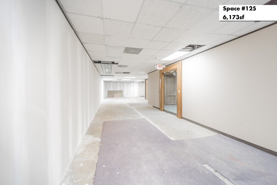 More Photos Of 1880 S Dairy Ashford Rd, Houston Office Residential For Lease