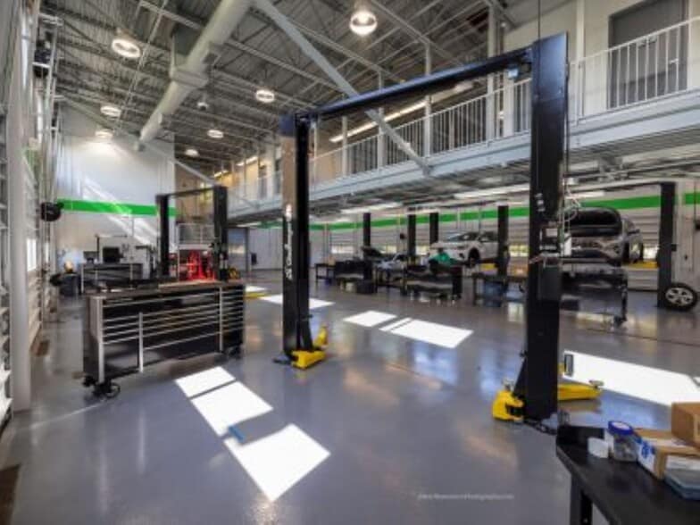 More Photos Of 623 Main St, Tewksbury Auto Dealership For Sale