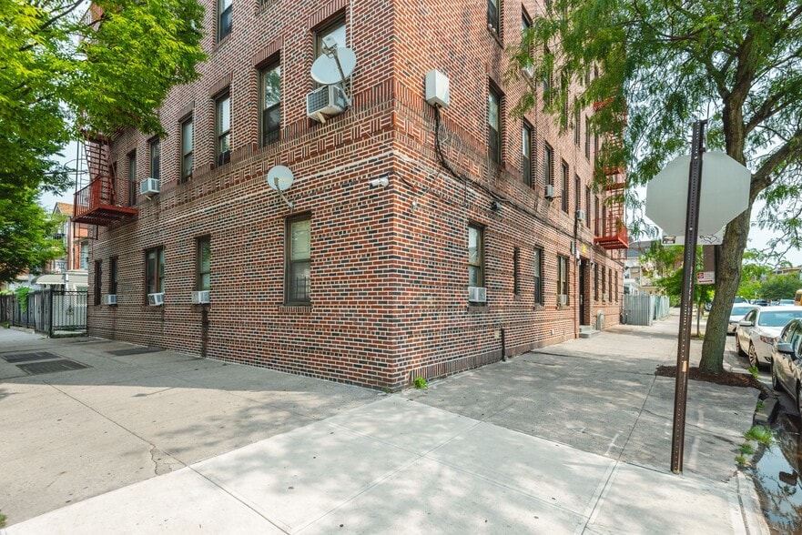 More Photos Of 2105 Blackrock Ave, Bronx Apartments For Sale