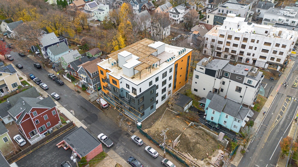 More Photos Of 13 Warwick St, Somerville Apartments For Sale