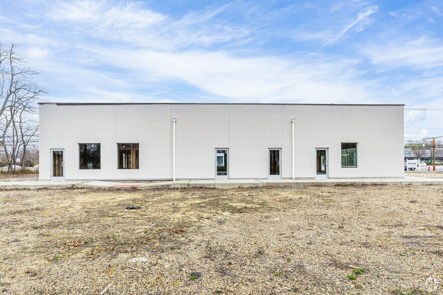 More Photos Of 252 State Route 35 S, Eatontown Freestanding For Sale