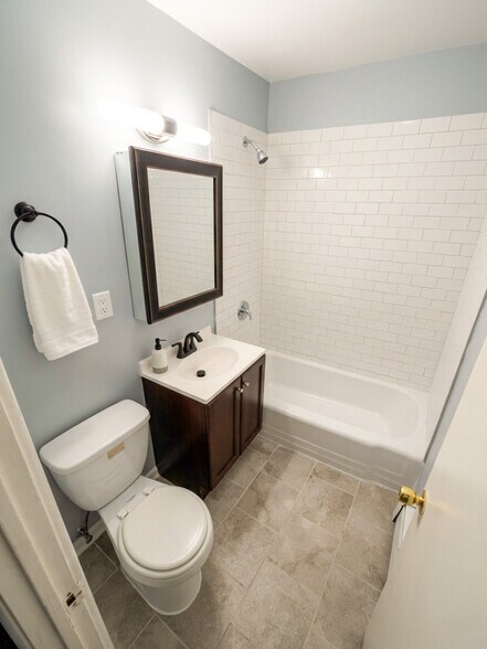 More Photos Of 8321 S King Dr, Chicago Apartments For Sale