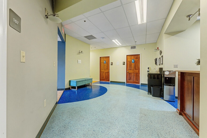 More Photos Of 2195 Cheat Rd, Morgantown Medical For Sale