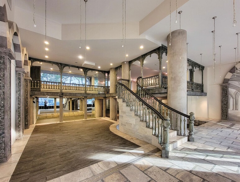 More Photos Of 40 E 94th St, New York Apartments For Sale