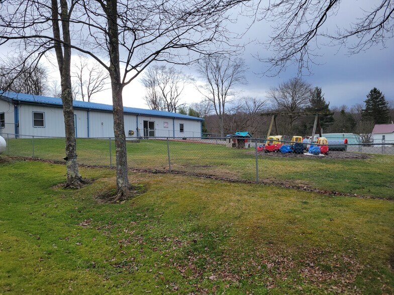 More Photos Of 50 Nicklow Rd, Bruceton Mills Daycare Center For Sale