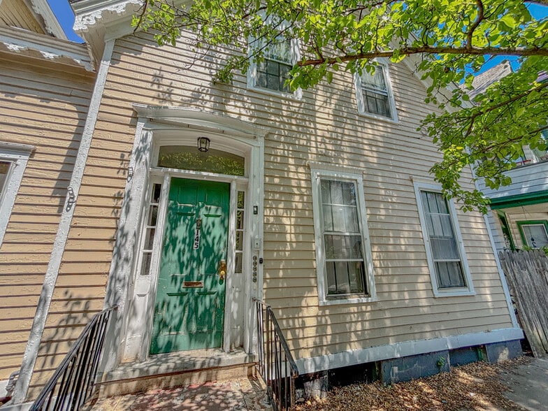 More Photos Of 145 Front St, Schenectady Apartments For Sale