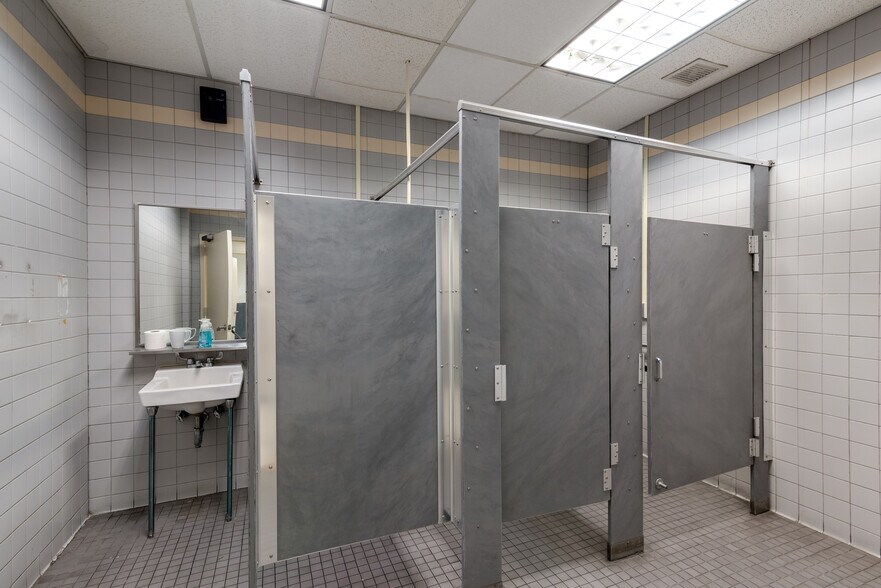 More Photos Of 2222 Church Ave, Brooklyn General Retail For Sale