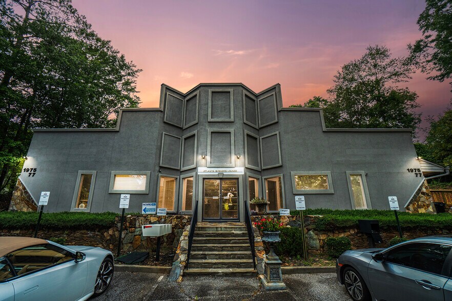 More Photos Of 1977 N Park Pl SE, Atlanta Office For Sale