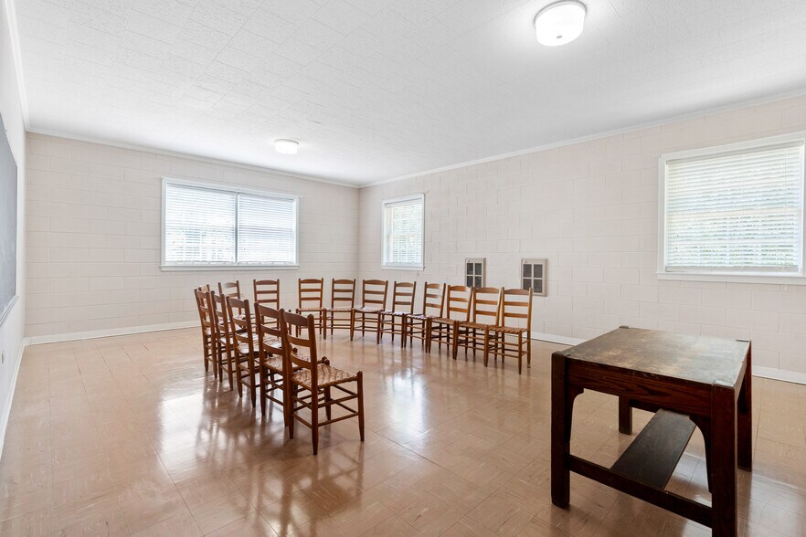 More Photos Of 1920 Park Ave, Rockingham Religious Facility For Sale