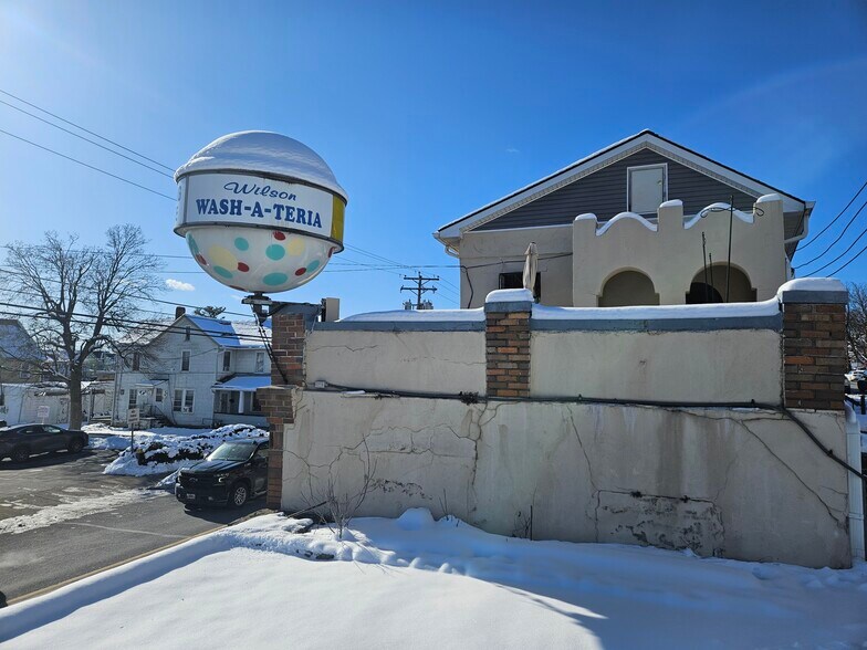 More Photos Of 1811 Butler St, Easton Storefront Retail Residential For Sale