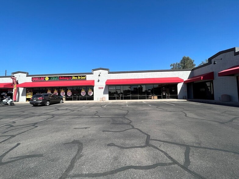 More Photos Of 1211 N Country Club Dr, Mesa General Retail For Lease
