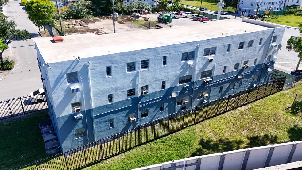 More Photos Of 220 NW 11th Ter, Miami Apartments For Sale