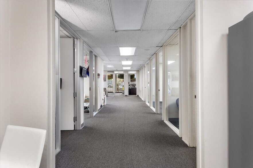 More Photos Of 111 Broadway, Oakland Office For Sale