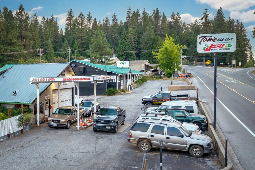 More Photos Of 13451 Colfax hwy, Grass Valley General Retail For Sale