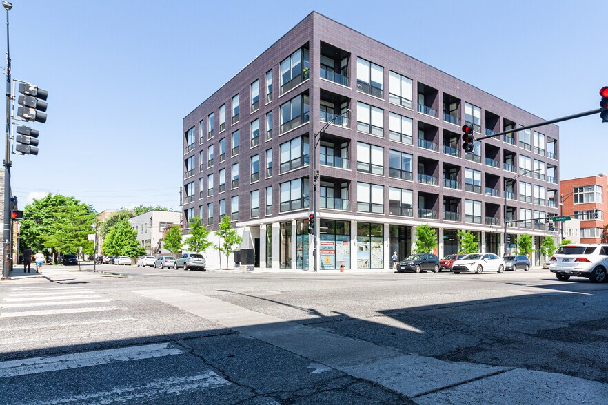 More Photos Of 1710 N Western Ave, Chicago Apartments For Lease