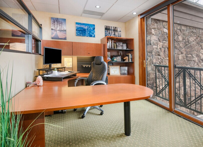 More Photos Of 63 Avondale Ln, Beaver Creek Storefront Retail Office For Sale