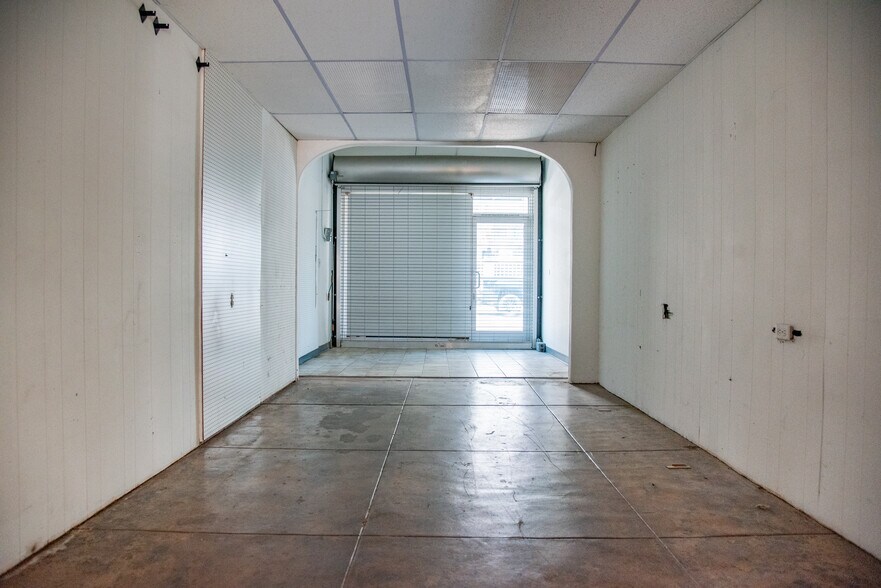 More Photos Of 1244-1248 Long Beach Blvd, Long Beach Storefront For Lease