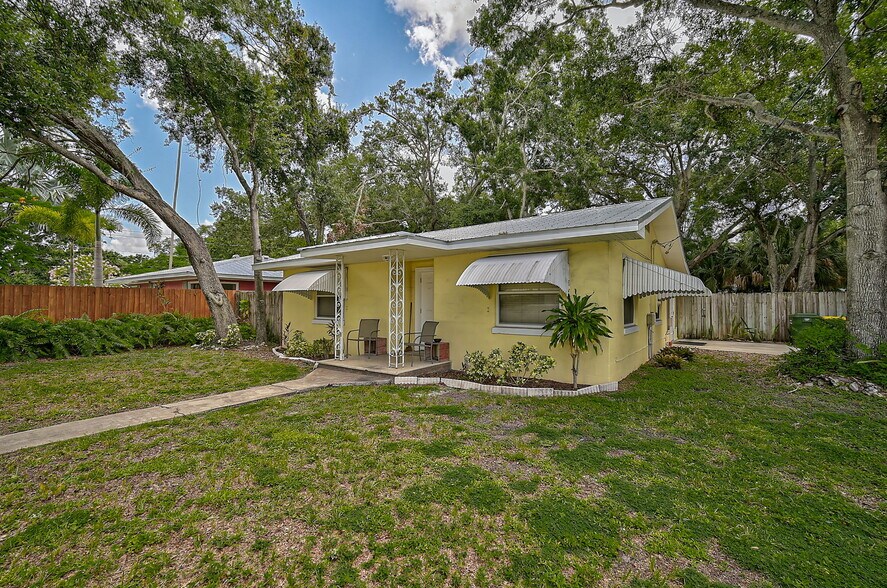 More Photos Of 628 N Orange Ave, Sarasota Land For Sale