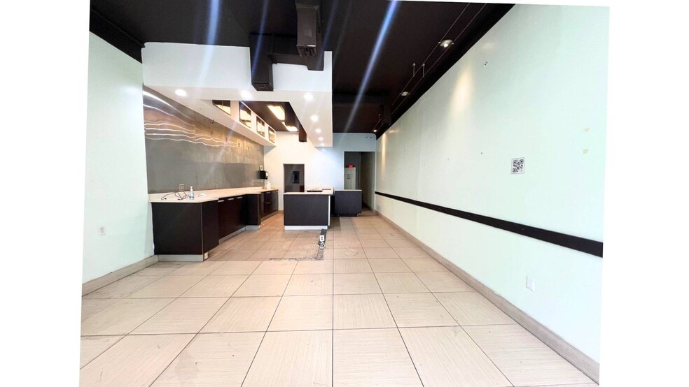More Photos Of 2601-2611 W Flagler St, Miami Storefront For Lease