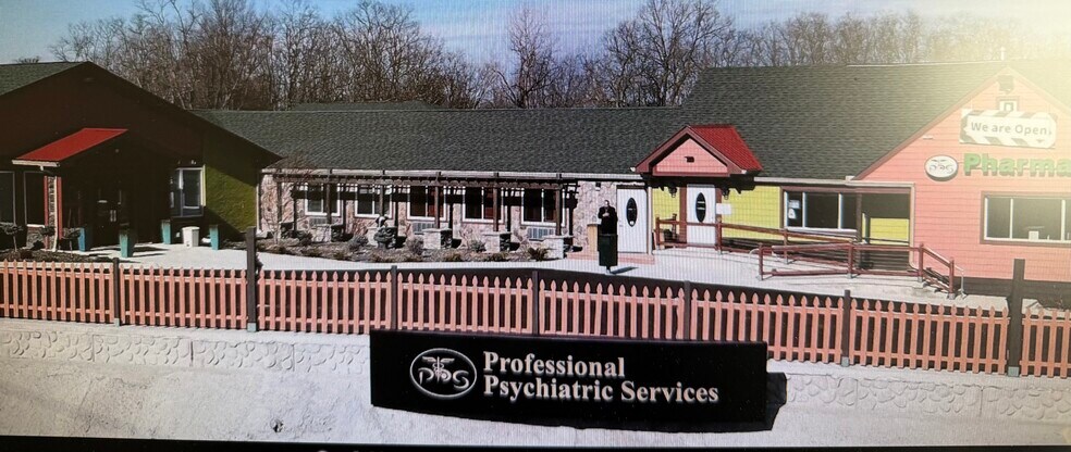 Primary Photo Of 9117 Columbus Cincinnati Rd, West Chester Healthcare For Lease