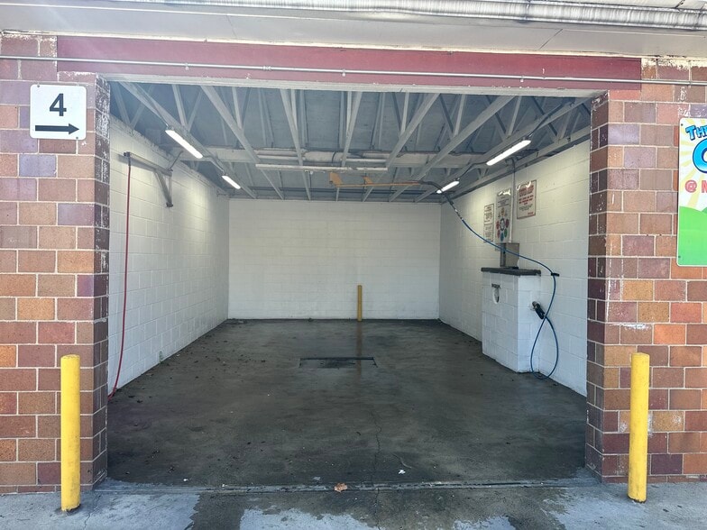 More Photos Of 3220 33rd Rd, New Brighton Carwash For Sale