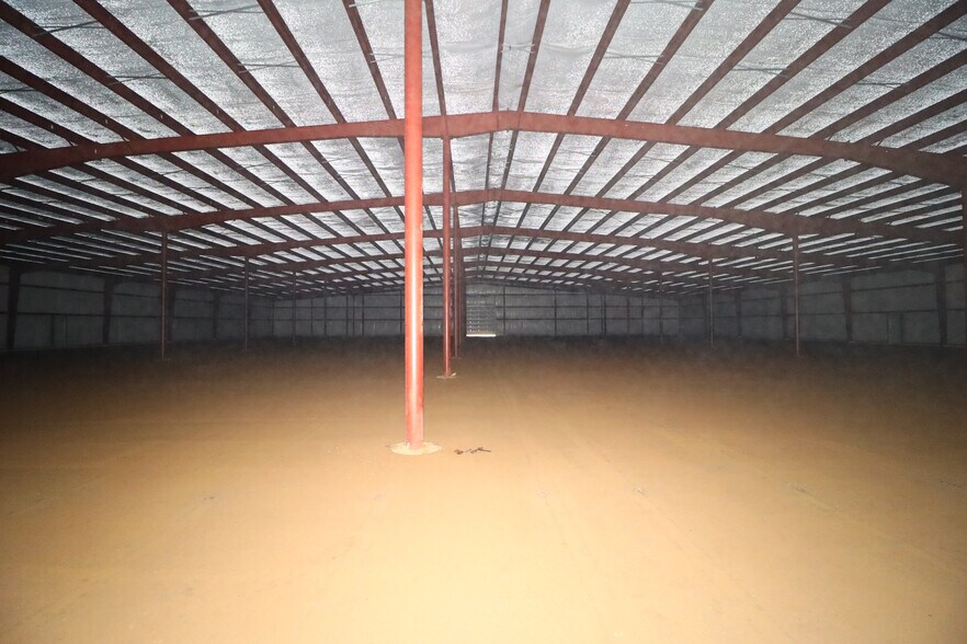 More Photos Of 300 Hammontree Dr, Morenci Warehouse For Lease