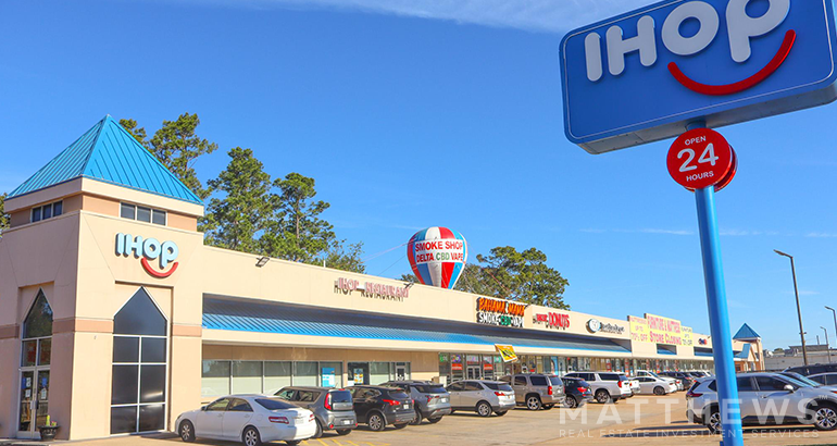 Primary Photo Of 5790 Fm 1960 Rd W, Houston Freestanding For Lease