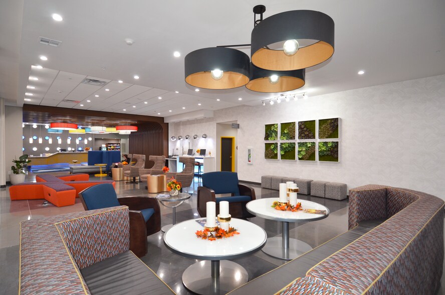 More Photos Of 123 W Maine Ave, Enid Hotel For Sale