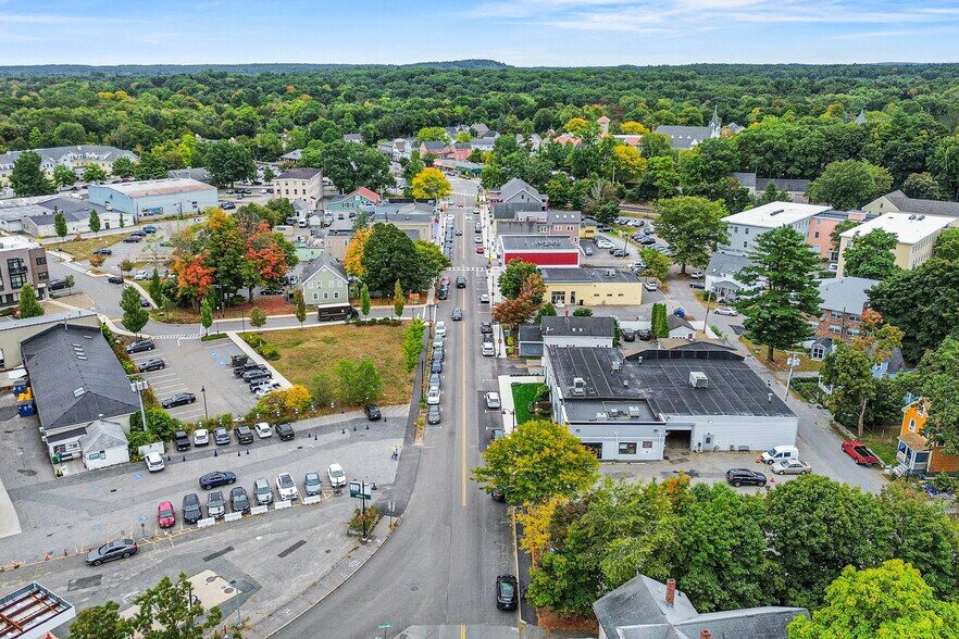 More Photos Of 135 Commonwealth Ave, Concord Storefront Retail Office For Lease