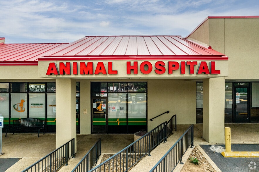 More Photos Of 8341-8381 Perrin Beitel Rd, San Antonio Unknown For Lease