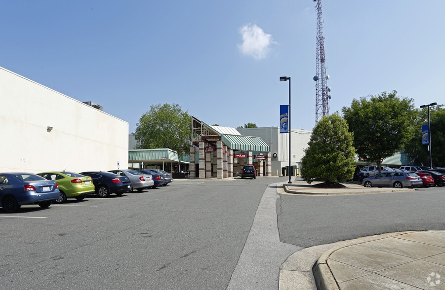 More Photos Of 2109 Avent Ferry Rd, Raleigh Unknown For Lease